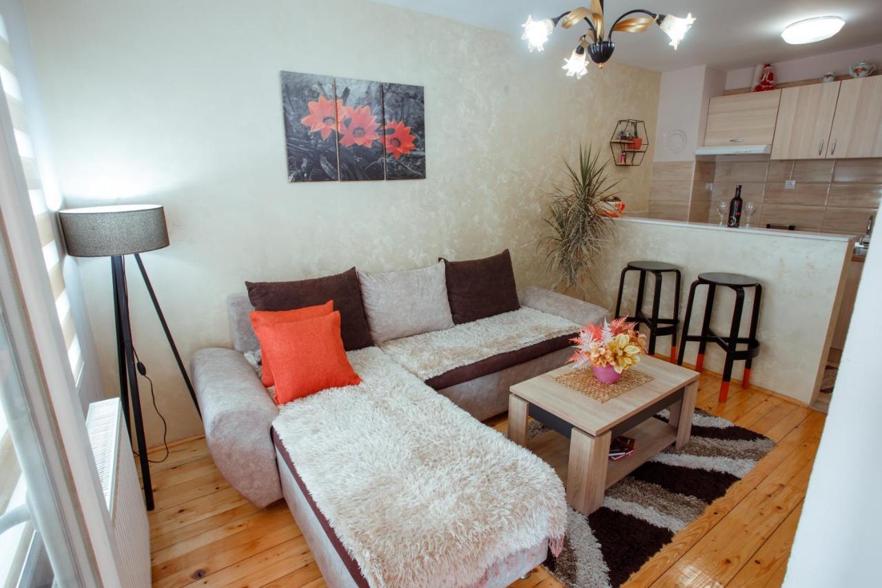 Apartman Marija Apartment Nova Varos Bagian luar foto